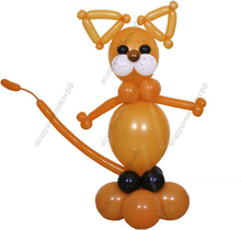 Фигурка Кота из круглых шаров и шдм