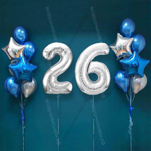 Шары на 26 лет мужчине, сет "Серебристо-синий", 14 шариков с гелием и цифры