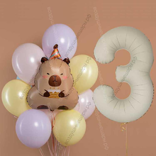 Фотозона Капибара с тортом, шарами макарунс на 3 года