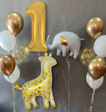 Фотозона из гелиевых шаров "Жираф и слоник" на годик ребенку