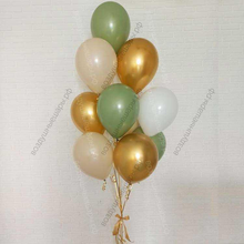 Фонтан из 10 оливковых, золотых и бежевых шаров с гелием