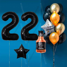 Оформление шарами на 22 года с бутылкой виски и черными цифрами Black Label