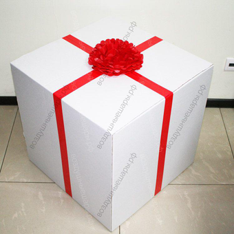 Шар в коробке в подарок "Я тебя люблю!", разноцветный, 46 см