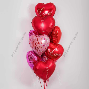 Букет на 14 февраля из фольгированных сердечек "Люблю тебя"