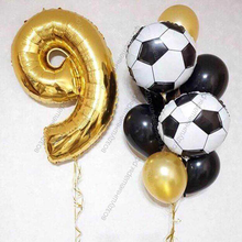 Фонтан из шаров для мальчика на 9 лет "Футбольное настроение"