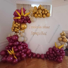 Круглая фотозона из шаров С возвращением!