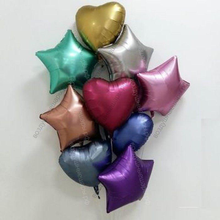 "Фейерверк звезд и сердец" из шаров сатин