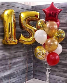 Красно-золотой фонтан из шаров с цифрами 15 