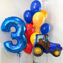 Украшение из шаров мальчику на 3 года "Трактор, синий с яркими шарами"