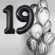 Букет гелиевых шаров агатов на 19 лет Безупречный стиль с черными цифрами