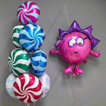 Фотозона Смешарики Ежик и букет конфет