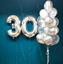 Фонтан из шаров с цифрами "На 30 лет"