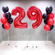 Оформление  из шаров  Бархат с красными цифрами, на 29 лет