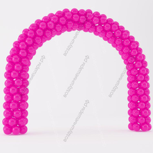 Арочка из шариков малиновая