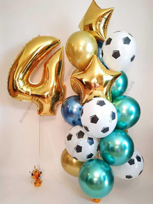 Букет футбольной тематики ребенку на 4 года "Будущий победитель"