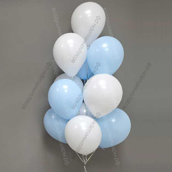 Фонтан из 12 бело-голубых гелиевых шаров